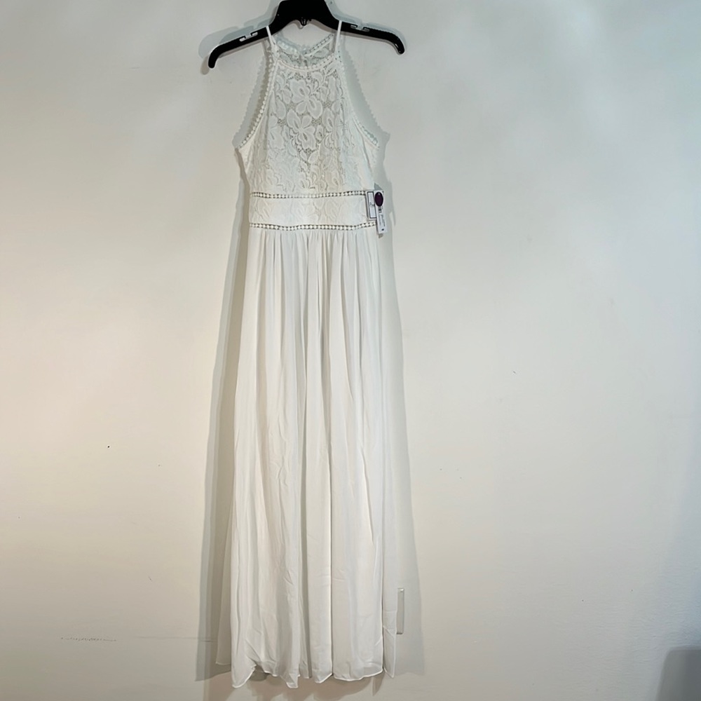 Premier Amour women’s full length sleeveless hidden zip in the back off white 4